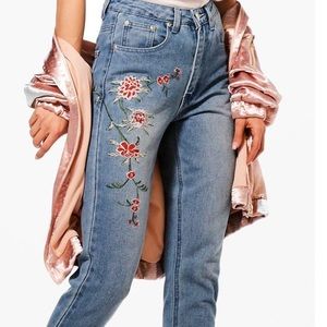 Petite Embroidered Mom Jeans
